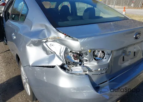 2018 Subaru Impreza 2.0I Premium из США, поврежденный, VIN 4S3GKAB63J3608238